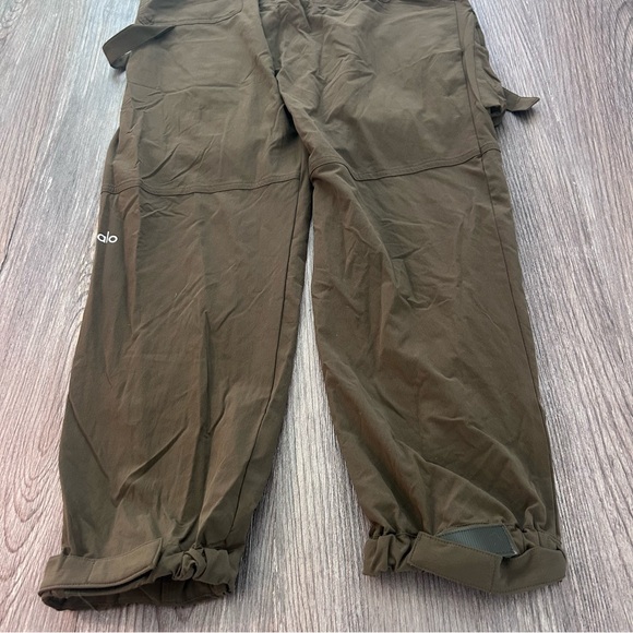 Alo Yoga City Wise Cargo Pants size S - Picture 8 of 12